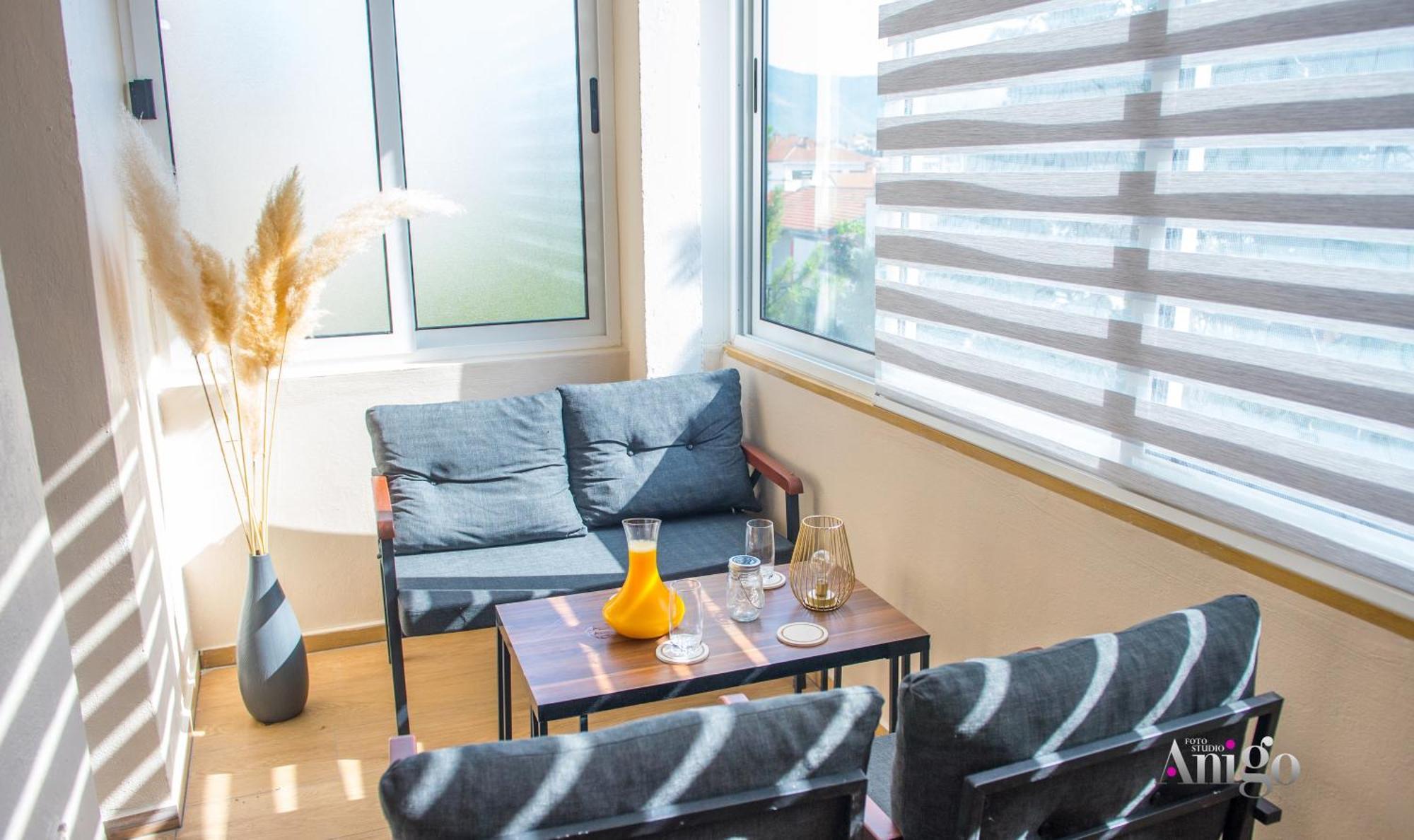מוסטר Luxury Apartment Black And Gold מראה חיצוני תמונה