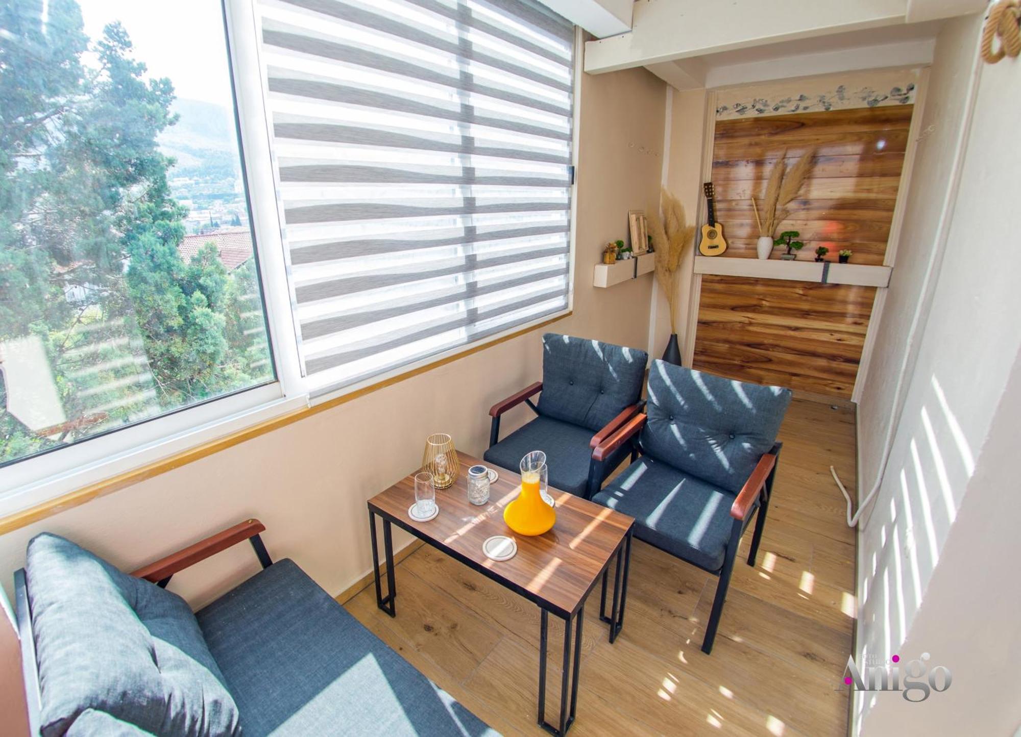 מוסטר Luxury Apartment Black And Gold מראה חיצוני תמונה